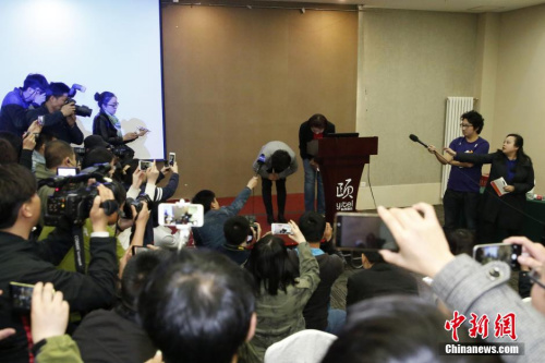 Ů�ӾƵ���Ϯ׷�٣����ɾ��ǰ�������� ����������